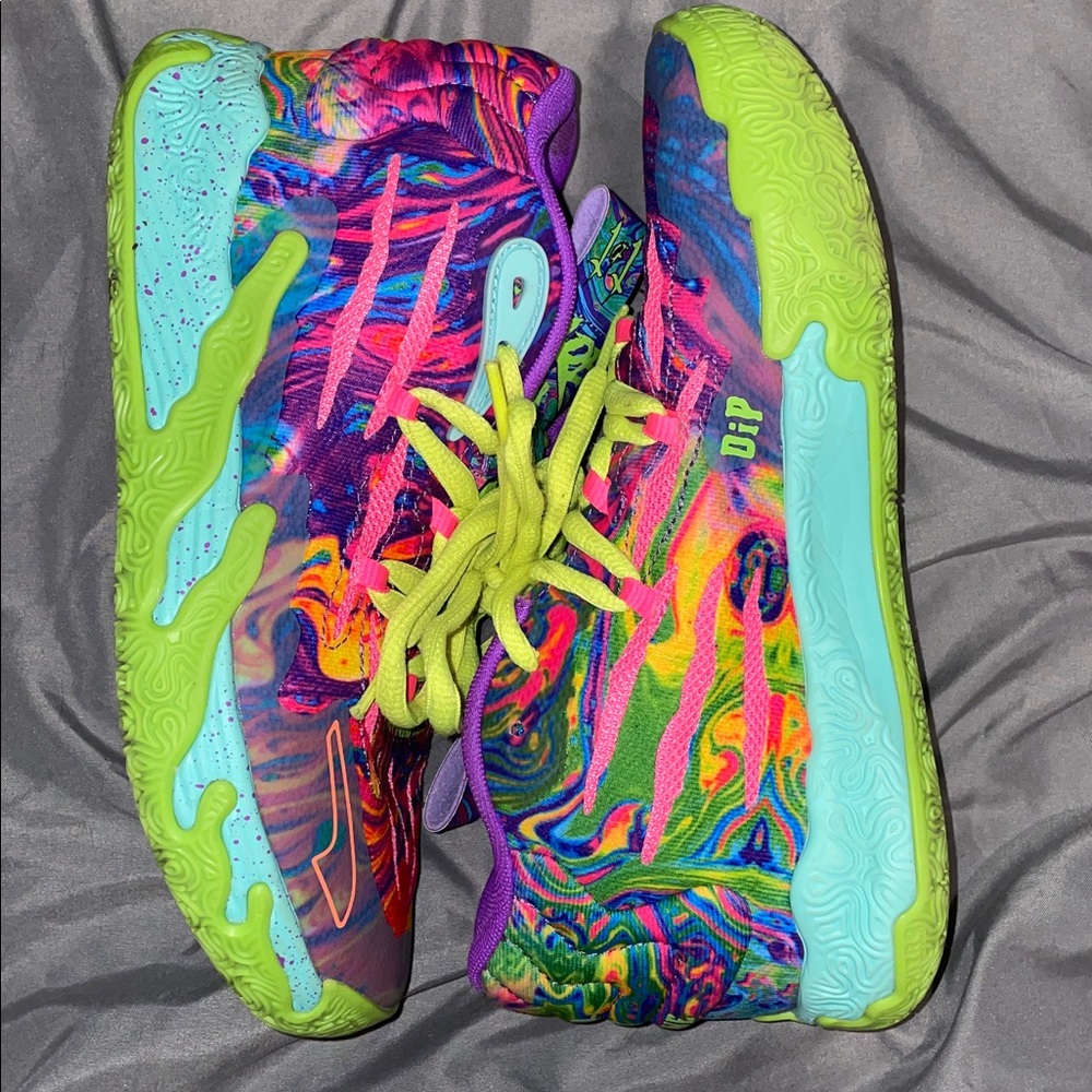 Puma Purple Sneakers with Multicolor Accents